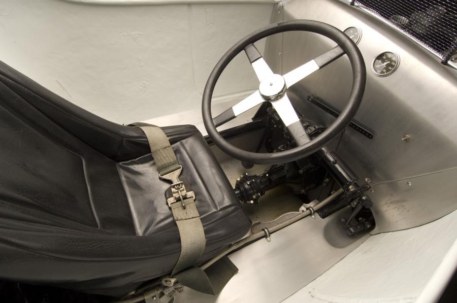  GMC Pinky Track Roadster 1948 года  (фото 3 из 4)